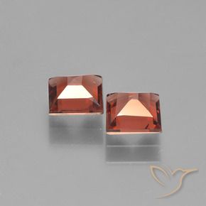 Pyrope Garnet Gemstones in 5 x 5 mm (calibrated) Size for Sale, Pyrope Garnet Stones in Deep Red Color