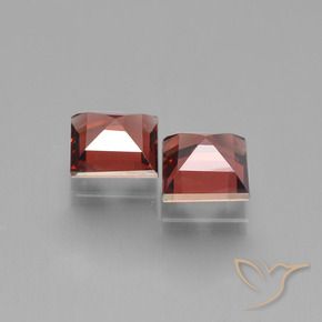 Pyrope Garnet Gemstones in 5 x 5 mm (calibrated) Size for Sale, Pyrope Garnet Stones in Deep Red Color