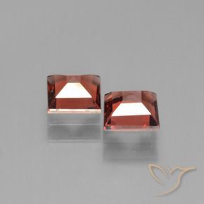 Pyrope Garnet Gemstones in 5 x 5 mm (calibrated) Size for Sale, Pyrope Garnet Stones in Medium Red Color