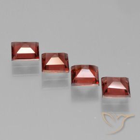 Pyrope Garnet Gemstones in 5 x 5 mm (calibrated) Size for Sale, Pyrope Garnet Stones in Scarlet Red Color
