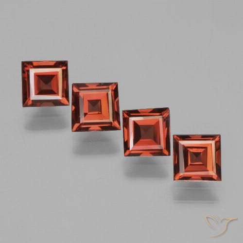 2.80ctw Natural Deep Red Pyrope Garnet, Square, VVS-VS