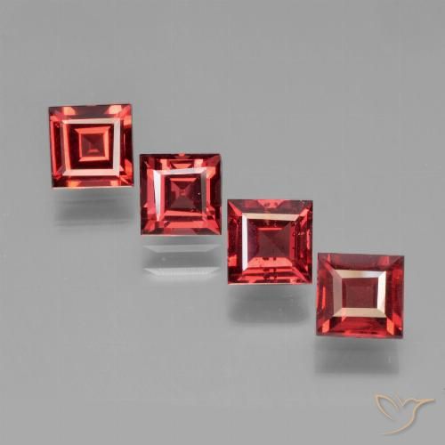 2.77ctw Natural Deep Blood Red Pyrope Garnet, Square, VS