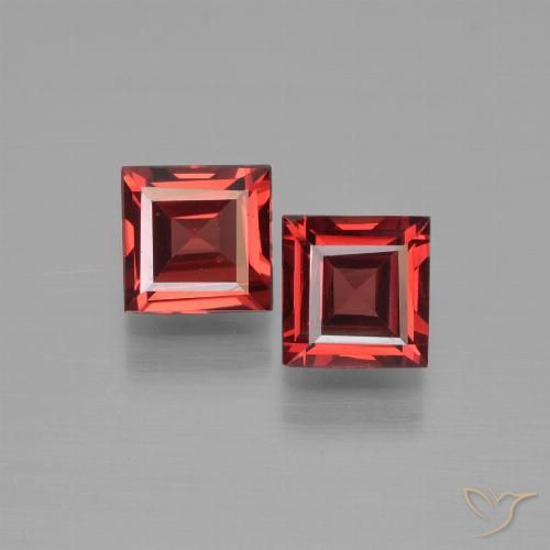 1.47ctw Natural Deep Blood Red Pyrope Garnet, Square, VS