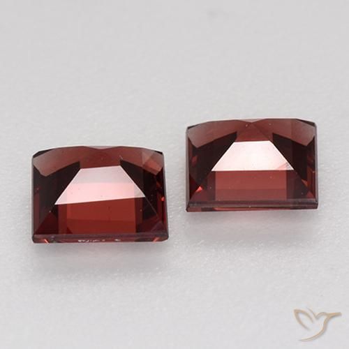 Pyrope Garnet Gemstones in 5 x 5 mm (calibrated) Size for Sale, Pyrope Garnet Stones in Dark Red Color