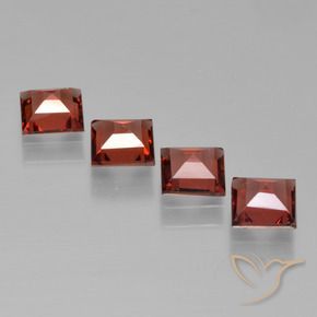 Pyrope Garnet Gemstones in 4.9 x 4.8 mm Size for Sale, Pyrope Garnet Stones in Medium Red Color