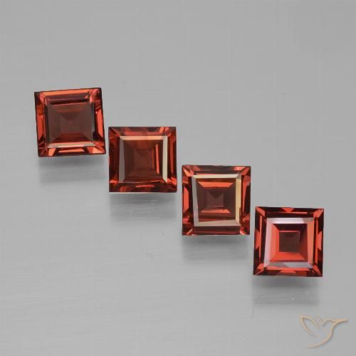 2.65ctw Natural Medium Red Pyrope Garnet, Square, VS