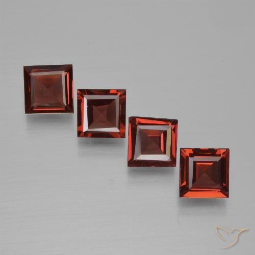 2.59ctw Natural Medium Red Pyrope Garnet, Square, VS