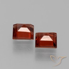 Pyrope Garnet Gemstones in 5 x 5 mm (calibrated) Size for Sale, Pyrope Garnet Stones in Scarlet Red Color