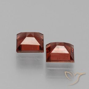 Pyrope Garnet Gemstones in 5 x 5 mm (calibrated) Size for Sale, Pyrope Garnet Stones in Deep Red Color