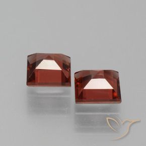 Pyrope Garnet Gemstones in 5 x 5 mm (calibrated) Size for Sale, Pyrope Garnet Stones in Medium Red Color