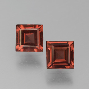 Deep Red Pyrope Garnet Gem - 0.7ct Square Step-Cut (ID: 451024)