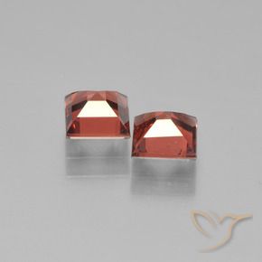 Pyrope Garnet Gemstones in 5 x 5 mm (calibrated) Size for Sale, Pyrope Garnet Stones in Medium Red Color