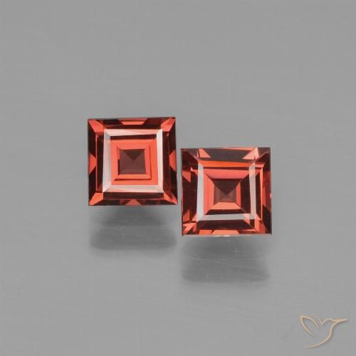 1.66ctw Natural Scarlet Red Pyrope Garnet, Square, VVS-VS