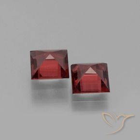 Pyrope Garnet Gemstones in 5 x 5 mm (calibrated) Size for Sale, Pyrope Garnet Stones in Deep Wine Red Color