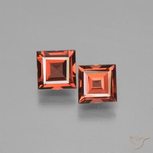 1.53 ct Square Cut Pyrope Garnet, 5.1 x 5 mm From Mozambique, Photo A