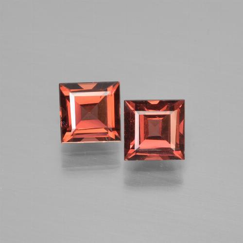 Medium Red Pyrope Garnet Gem - 0.8ct Square Step-Cut (ID: 451053)