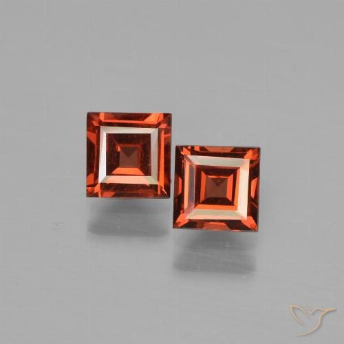 Темно-красный Гранат Пироп Камень - 0.8ct Квадратная форма ступенчатая огранка (ID: 451054)
