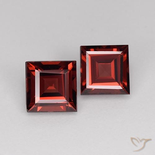 1.65ctw Natural Deep Red Pyrope Garnet, Square, VVS-VS