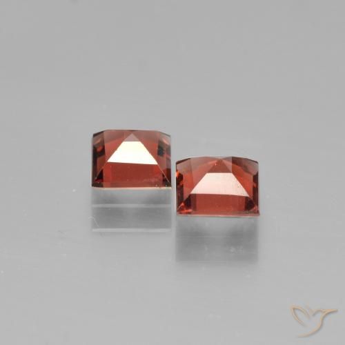 Pyrope Garnet Gemstones in 5 x 5 mm (calibrated) Size for Sale, Pyrope Garnet Stones in Deep Red Color