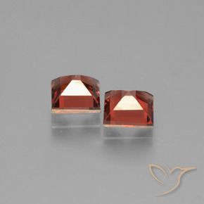 Pyrope Garnet Gemstones in 5 x 5 mm (calibrated) Size for Sale, Pyrope Garnet Stones in Scarlet Red Color