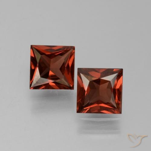 1.36ctw Natural Currant Red Pyrope Garnet, Square, VS