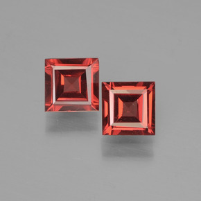 Rojo oscuro Granate Piropo Gema - 0.7ct Corte cuadrado step (ID: 451075)