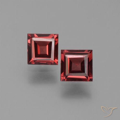 1.33ctw Natural Deep Red Pyrope Garnet, Square, VS