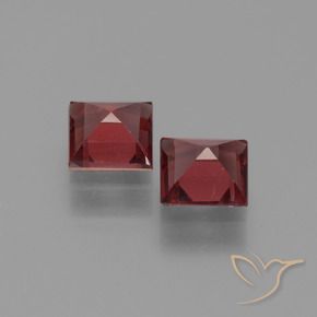 Pyrope Garnet Gemstones in 5 x 5 mm (calibrated) Size for Sale, Pyrope Garnet Stones in Dark Red Color