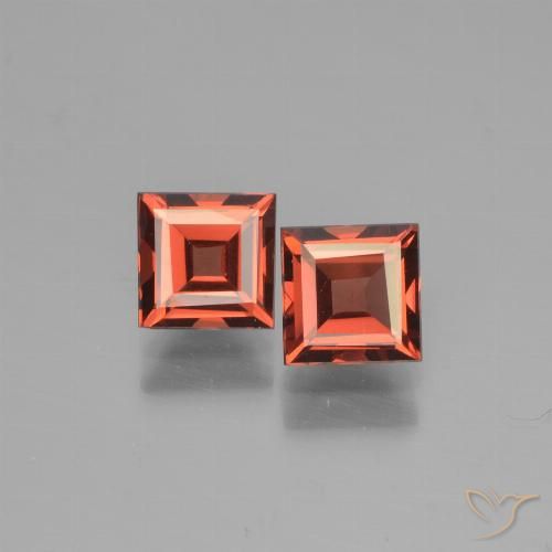 1.64ctw Natural Medium Red Pyrope Garnet, Square, VVS-VS