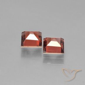 Pyrope Garnet Gemstones in 5 x 5 mm (calibrated) Size for Sale, Pyrope Garnet Stones in Medium Red Color