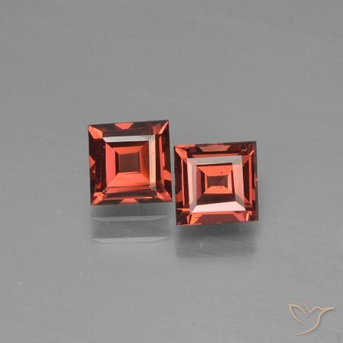 1.45ctw Natural Scarlet Red Pyrope Garnet, Square, VVS-VS