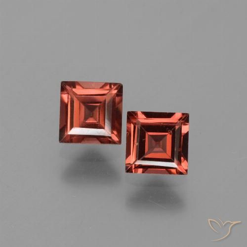1.77ctw Natural Medium Red Pyrope Garnet, Square, VVS-VS