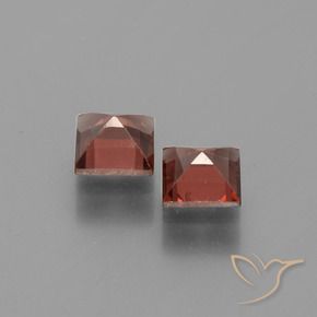 Pyrope Garnet Gemstones in 5 x 5 mm (calibrated) Size for Sale, Pyrope Garnet Stones in Medium Red Color
