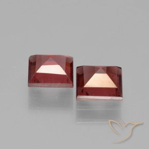Pyrope Garnet Gemstones in 5 x 5 mm (calibrated) Size for Sale, Pyrope Garnet Stones in Dark Red Color