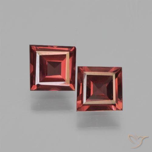 1.31ctw Natural Deep Red Pyrope Garnet, Square, VVS-VS