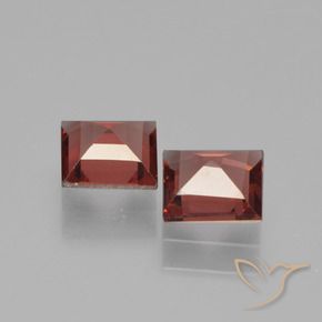 Pyrope Garnet Gemstones in 5 x 5 mm (calibrated) Size for Sale, Pyrope Garnet Stones in Medium Red Color