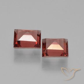 Pyrope Garnet Gemstones in 5.3 x 5.2 mm Size for Sale, Pyrope Garnet Stones in Scarlet Red Color