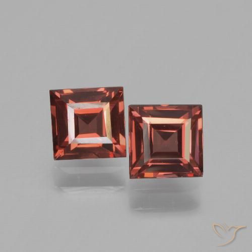 1.42ctw Natural Medium-Dark Red Pyrope Garnet, Square, VVS-VS