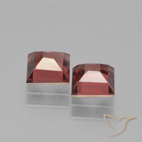 Pyrope Garnet Gemstones in 5 x 5 mm (calibrated) Size for Sale, Pyrope Garnet Stones in Deep Red Color