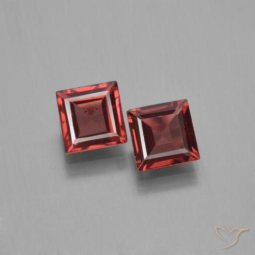 1.36ctw Natural Dark Red Pyrope Garnet, Square, VVS