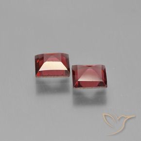 Pyrope Garnet Gemstones in 5 x 5 mm (calibrated) Size for Sale, Pyrope Garnet Stones in Dark Red Color