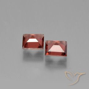 Pyrope Garnet Gemstones in 5 x 5 mm (calibrated) Size for Sale, Pyrope Garnet Stones in Medium Red Color