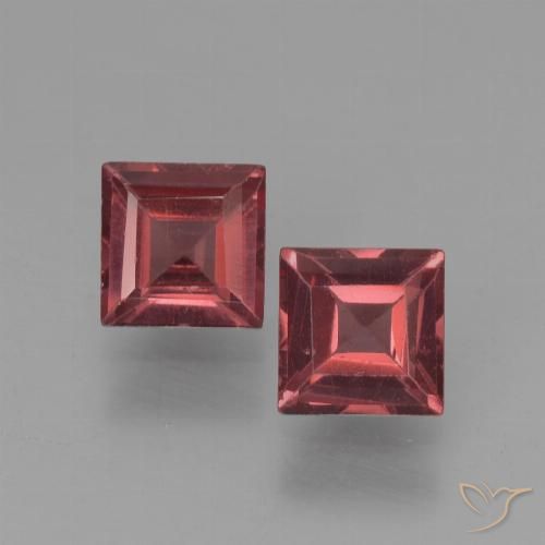 1.47ctw Natural Scarlet Red Pyrope Garnet, Square, VVS-VS