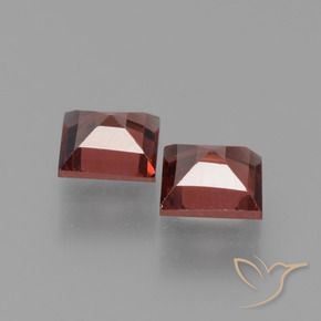 Pyrope Garnet Gemstones in 5 x 5 mm (calibrated) Size for Sale, Pyrope Garnet Stones in Deep Wine Red Color