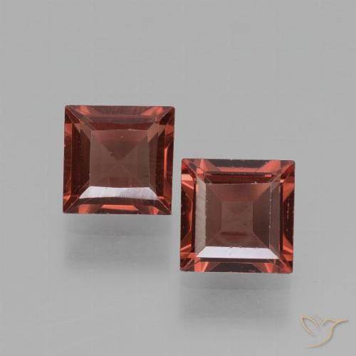 Scarlet Red Pyrope Garnet Gem - 0.8ct Square Step-Cut (ID: 451202)