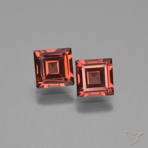 1.59ctw Natural Scarlet Red Pyrope Garnet, Square, VVS-VS