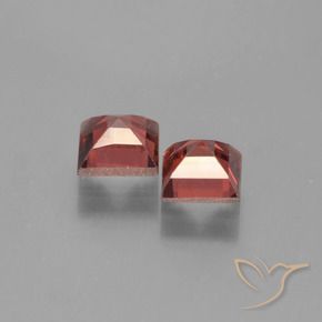 Pyrope Garnet Gemstones in 5 x 5 mm (calibrated) Size for Sale, Pyrope Garnet Stones in Medium Red Color