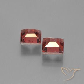 Pyrope Garnet Gemstones in 5 x 5 mm (calibrated) Size for Sale, Pyrope Garnet Stones in Deep Red Color