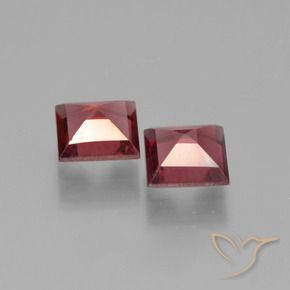 Pyrope Garnet Gemstones in 5 x 5 mm (calibrated) Size for Sale, Pyrope Garnet Stones in Medium Red Color