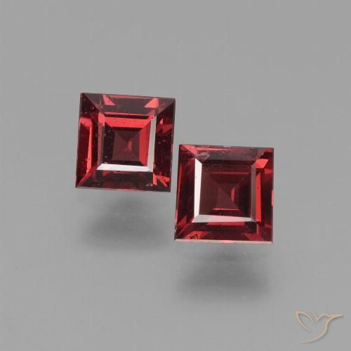 1.52 ct Square Cut Pyrope Garnet, 5 x 5 mm From Mozambique, Photo A